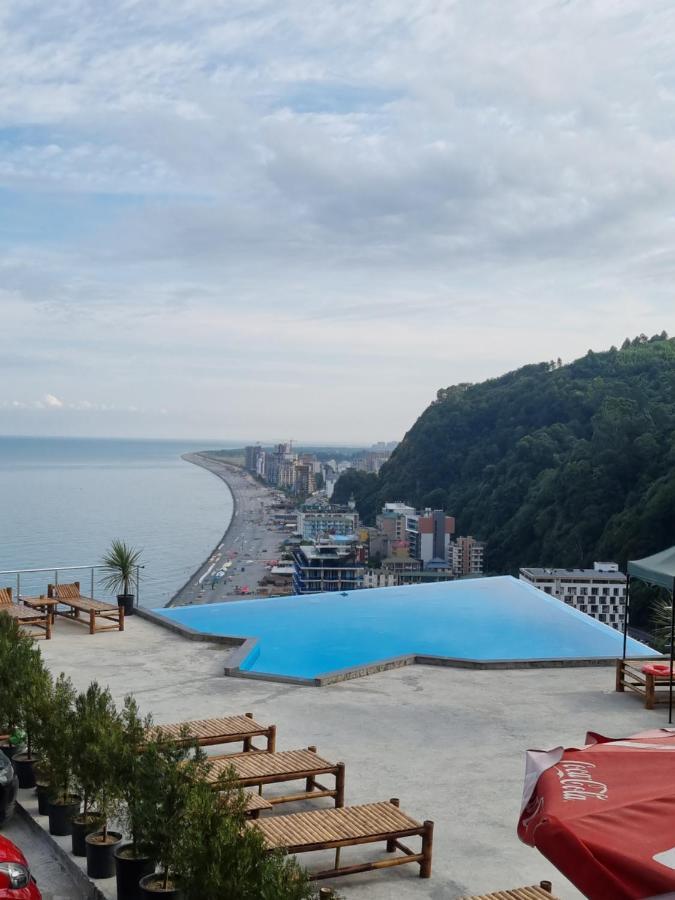 Calypso Kvariati Hotel Exteriör bild